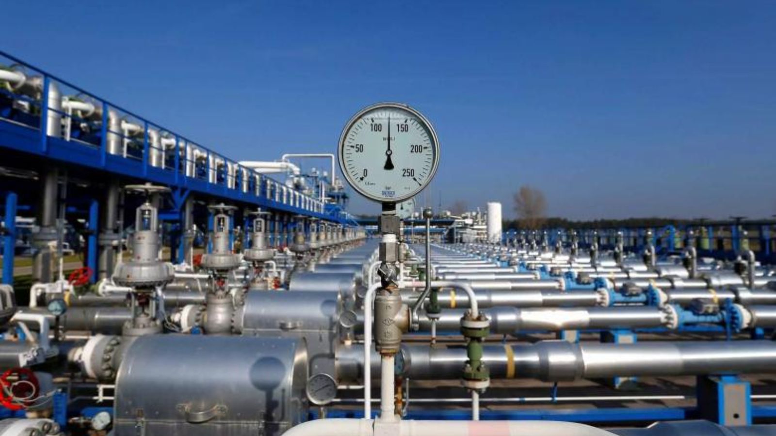 Κλίμα έντονης ανησυχίας επικρατεί το τελευταίο διάστημα, καθώς ίσως η Ευρώπη να χρειαστεί να αγοράσει τουλάχιστον 100 επιπλέον φορτία φυσικού αερίου α